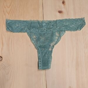 Knotty S XL Green Lace Panties